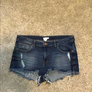Ladies denim shorts